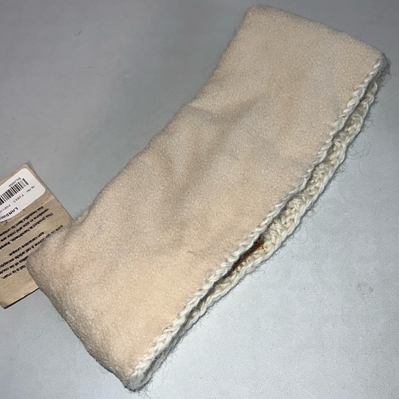 Winter Bundle Of Beanie And Head Band - Picture 7 of 15